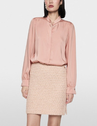 Blouse met kanten details en opstaande kraag