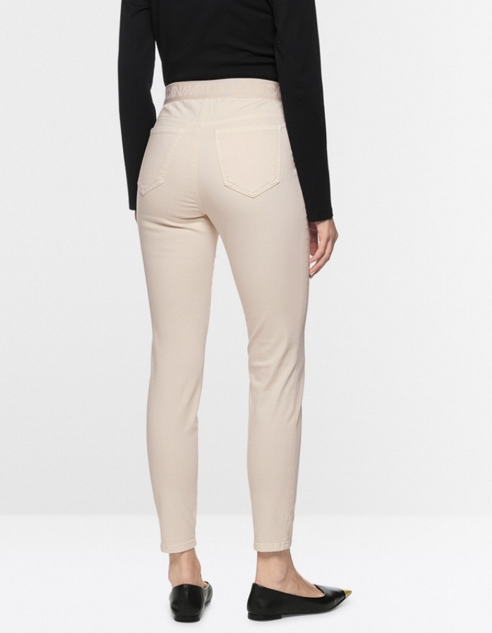 Slim fit broek SOFIA met taille met logo