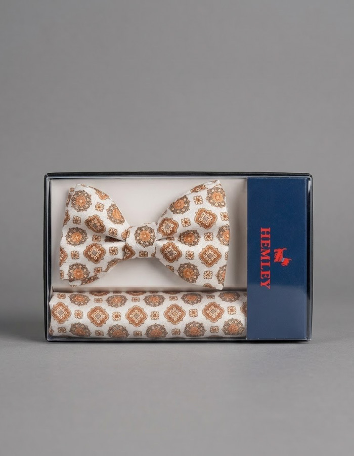 Ascot vlinderdassen oranje