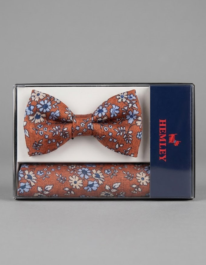 Ascot vlinderdassen roest