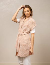 lang gebreid vest knitted in germany