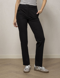zwarte pantalon met rechte pijpen