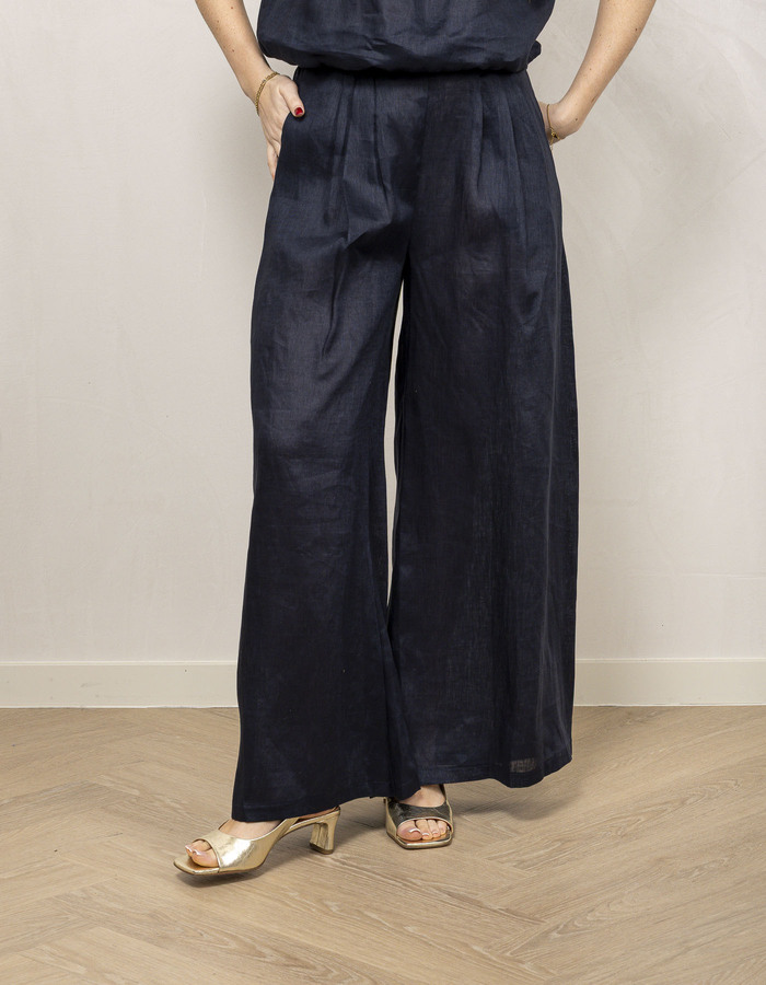 Greek Archaic Kori geklede broek navy