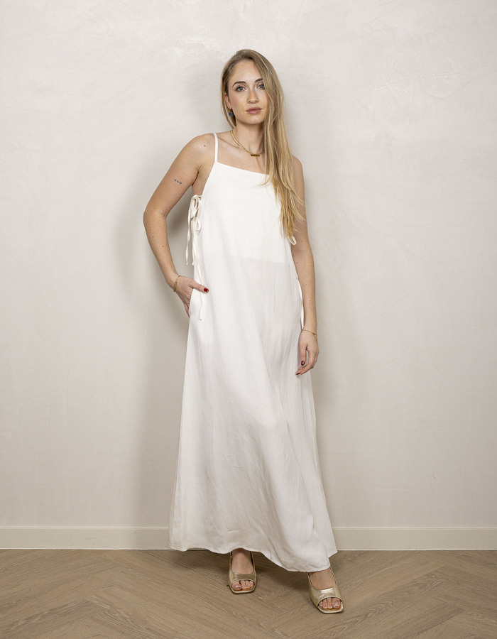 Kocca lang kleed wit