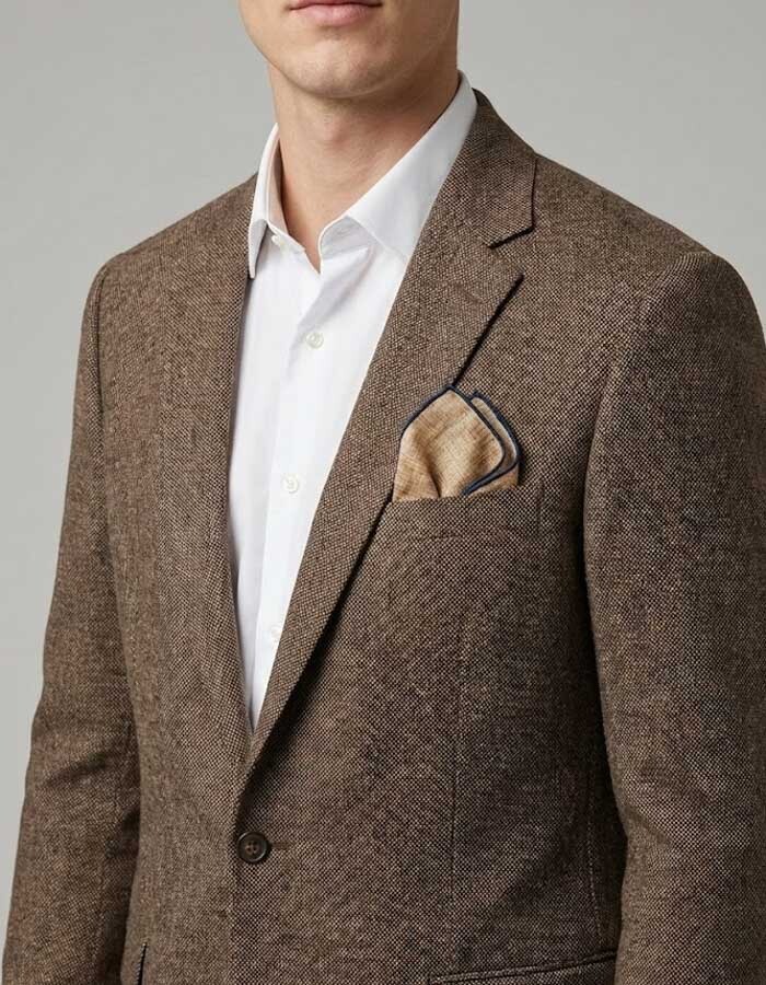 Luxe 100 procent zijden pochet in zand met navy bies