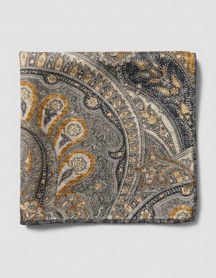 Luxe 100 procent zijden pochet met goudgrijs paisleydessin