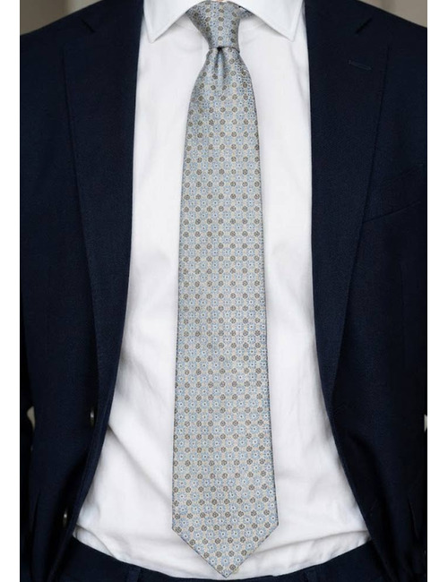 Luxe zijden das met verfijnd medaillon dessin in lichtblauw en beige