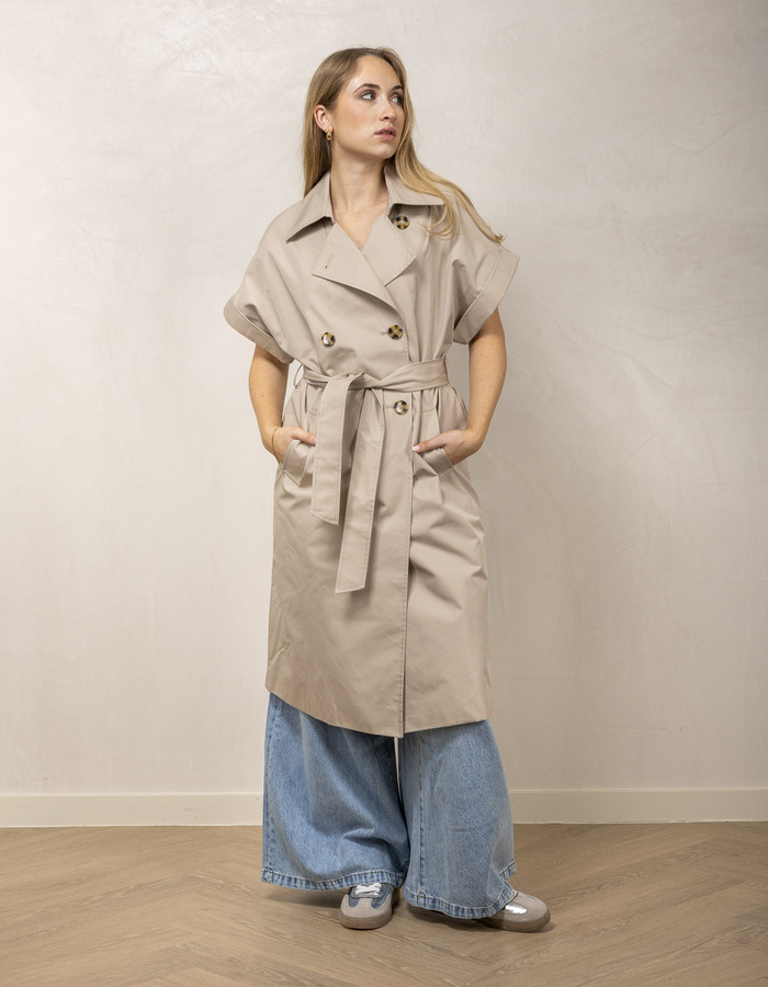 Le Temps Des Cerises jas beige