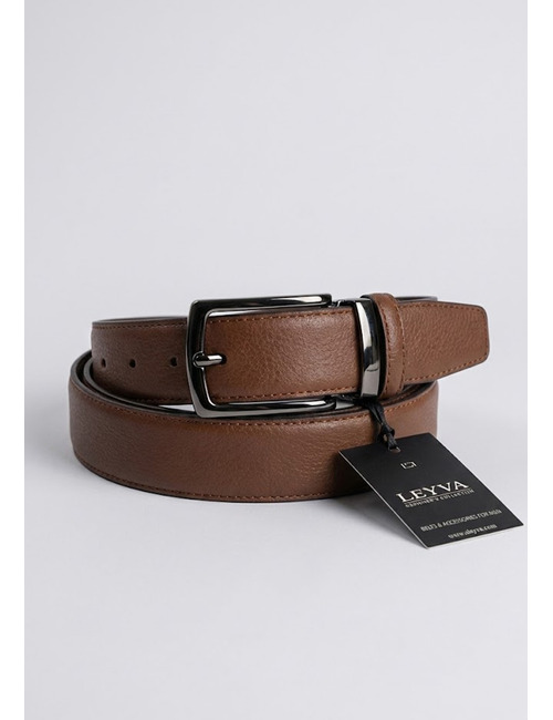 Bruine lederen riem met klassieke gesp