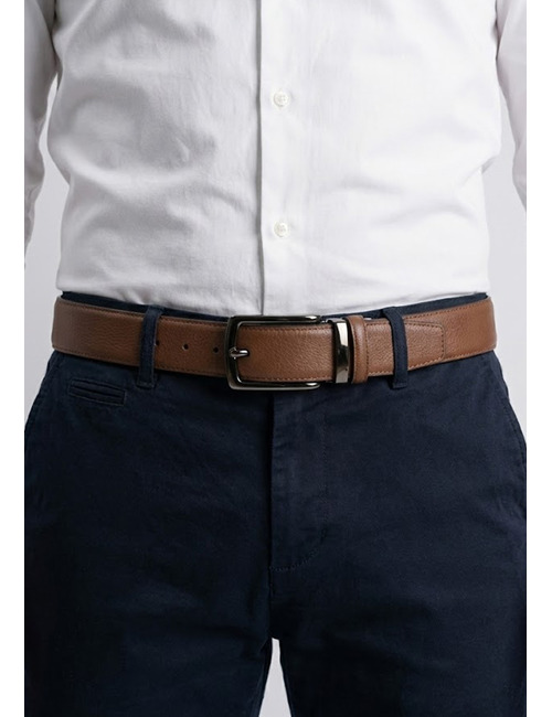 Bruine lederen riem met klassieke gesp