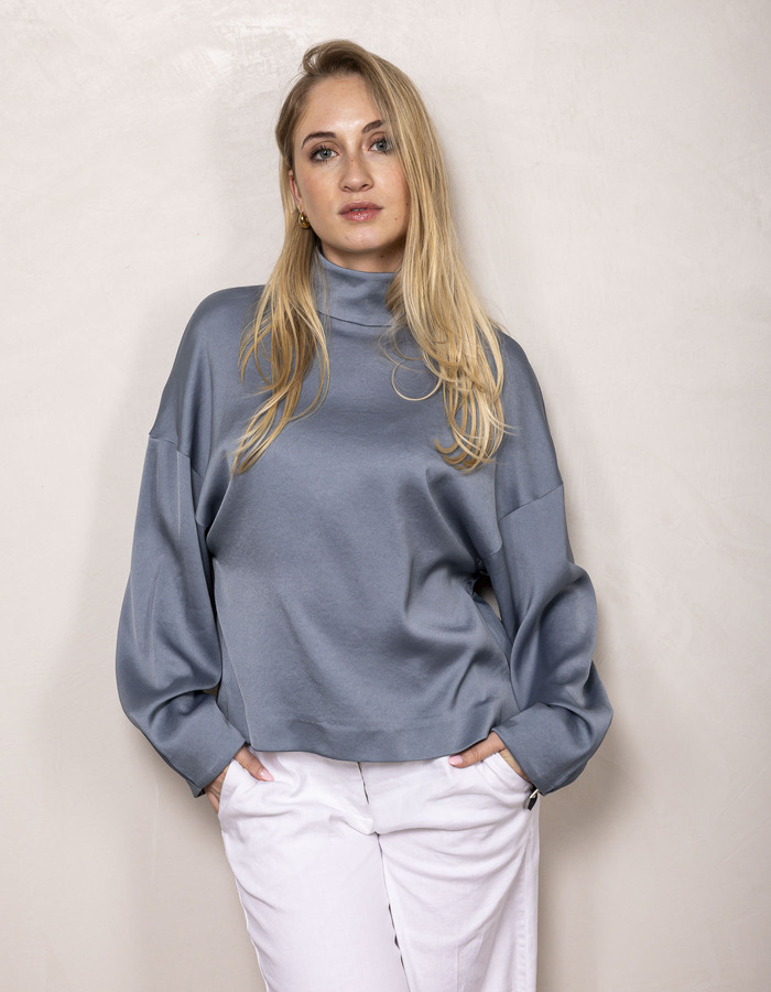 ALVARA blouse