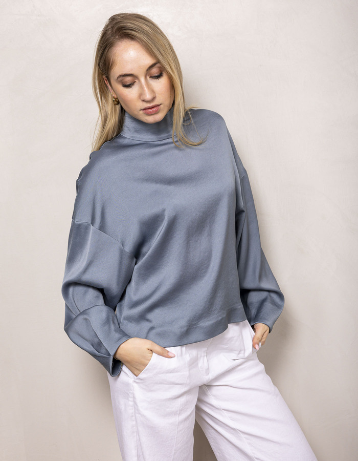 ALVARA blouse