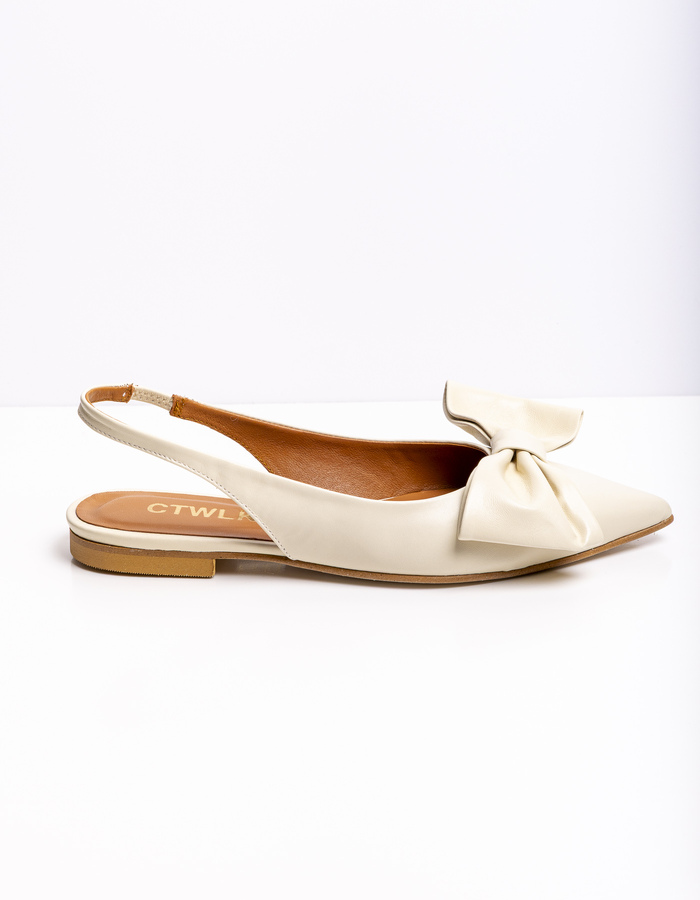 Ctwlk lage pump off-white