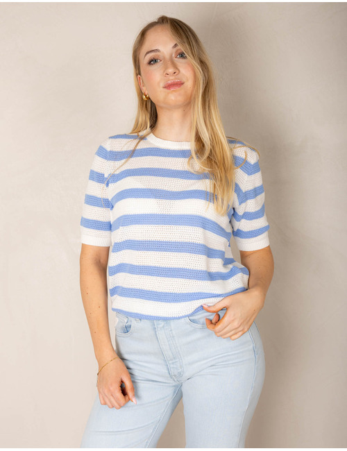 Freequent korte mouw pull wit