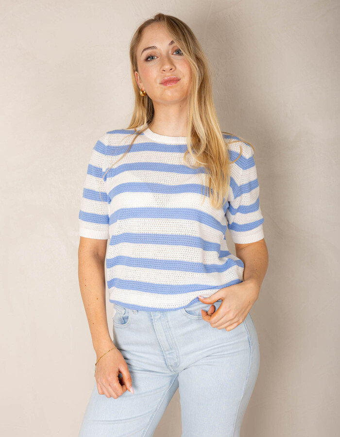 Freequent korte mouw pull wit