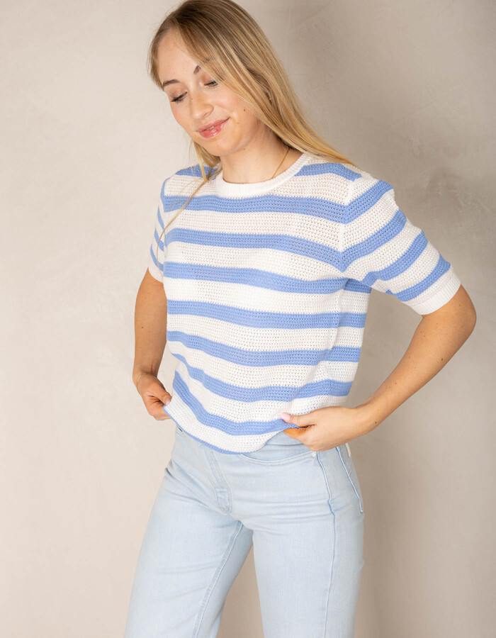 Freequent korte mouw pull wit