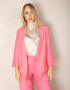Roze blazer met dubbele knopen