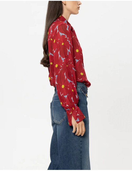 Bloes met exclusieve bloemenprint