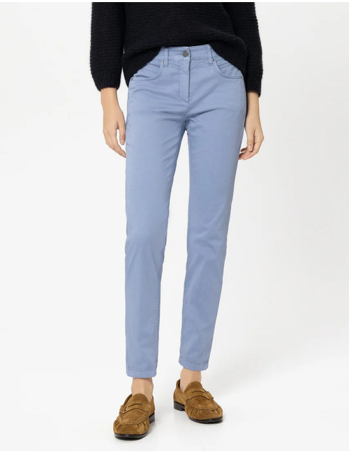 High-stretch skinny denim