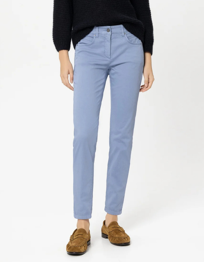 High-stretch skinny denim