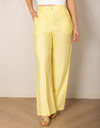 Gele soepelvallende broek