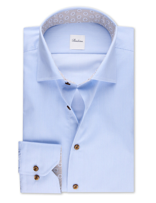 Lichtblauw twill hemd met contrastdetails en slimline pasvorm