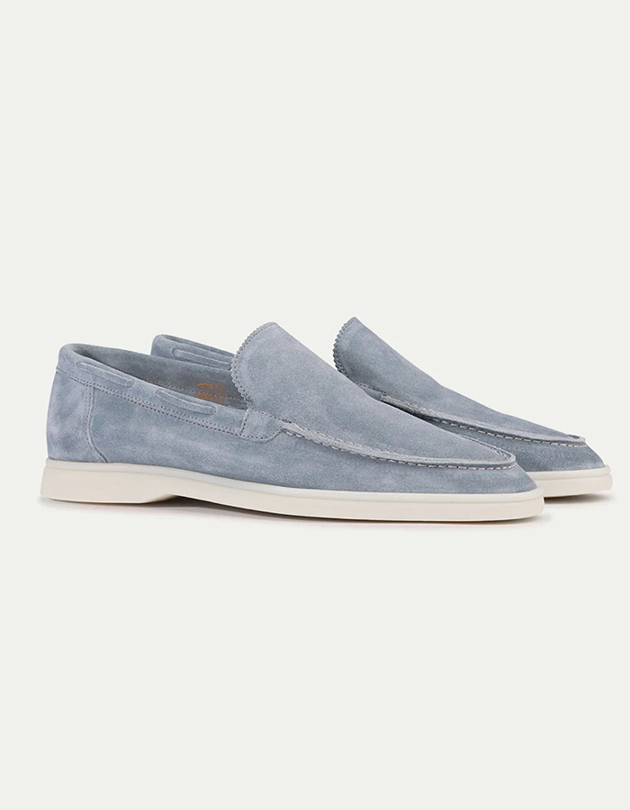 Baby blue Yacht loafers van suède