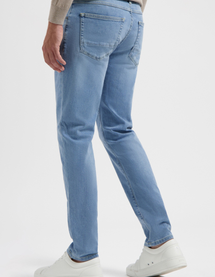 5-Pocket Indigo Denim Slim Fit