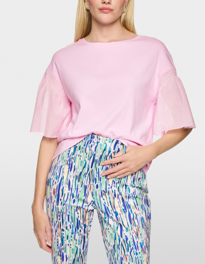 Losvallend shirt van stretchkatoen met smokmouwen