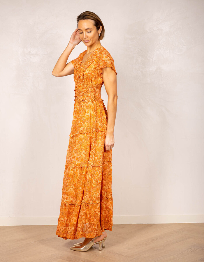 Ibana lang kleed oranje