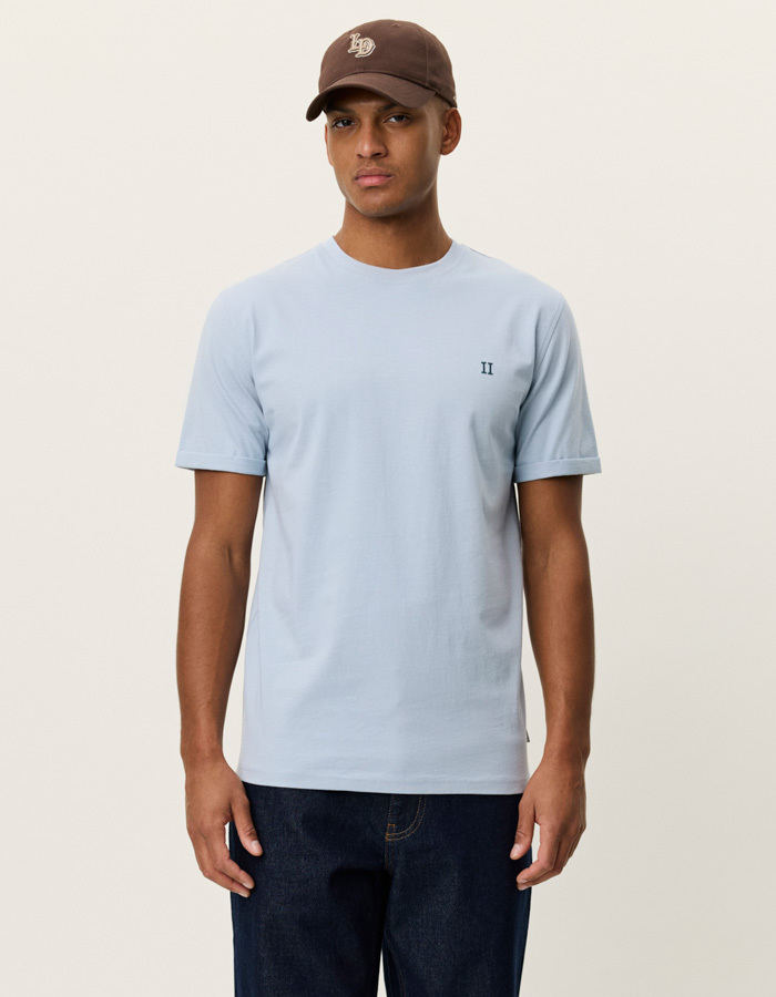 Norregaard contrast T-shirt in blue fog