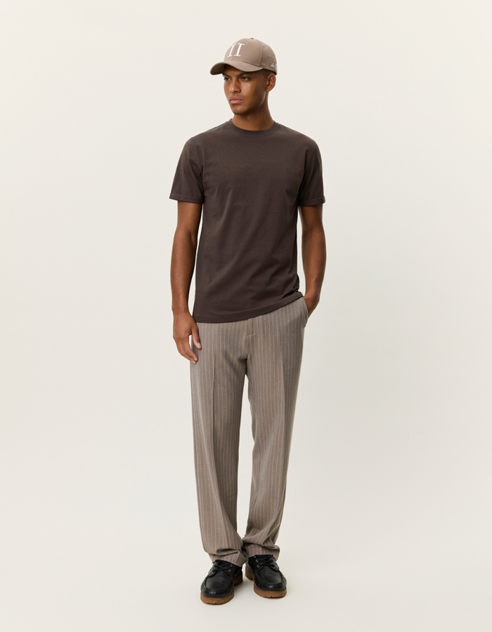 Norregaard contrast T-shirt in turkish coffee brown