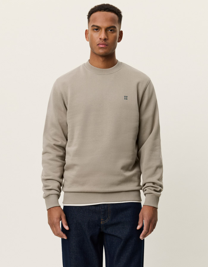 Norregaard sweatshirt in laurel oak sand