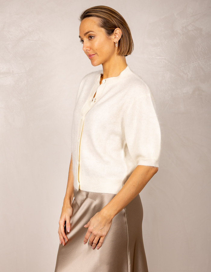 Herzen's korte mouw gilet ecru