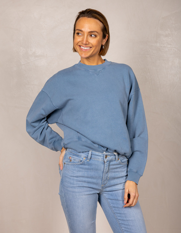 Sweater met rugprint in blauw