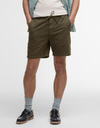 Washed oxford relaxed short in uniform green