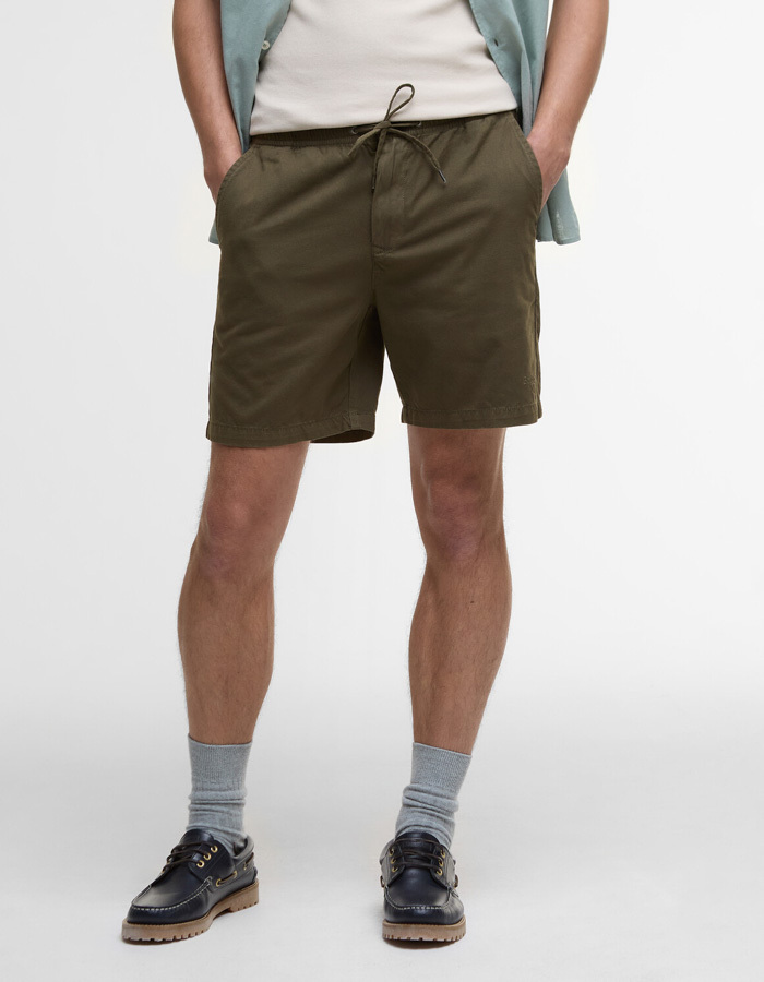 Washed oxford relaxed short in uniform green