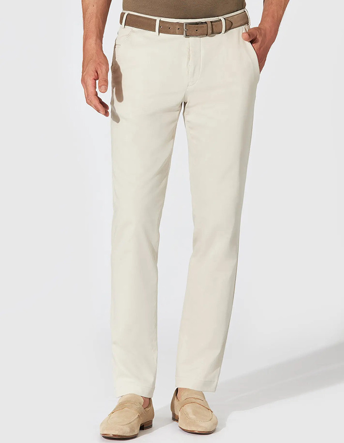 Tourist 2.0 soft cotton chino slim fit in ecru