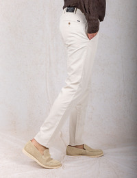 Tourist 2.0 soft cotton chino slim fit in ecru