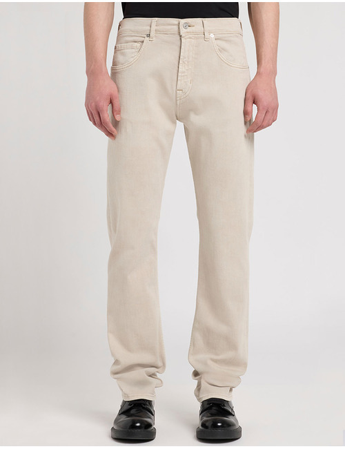 The straight left hand oat jeans