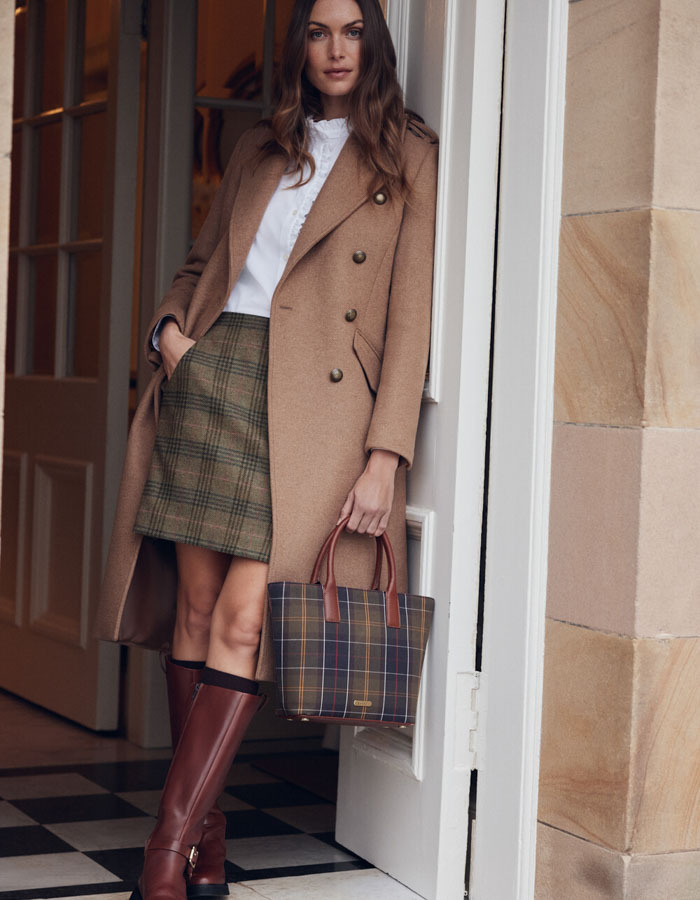 Birch tartan tote bag in classic tartan