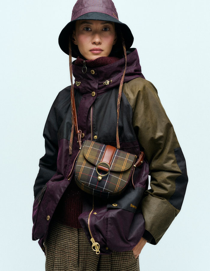 Elm tartan crossbody bag in classic tartan