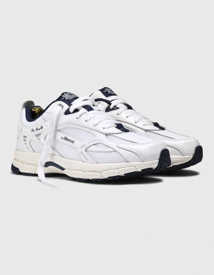 The Re Run classic sneaker in white