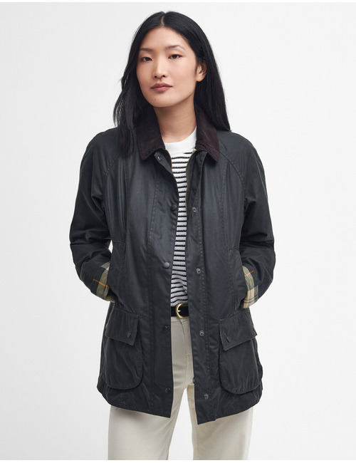 Beadnell wax jacket in sage