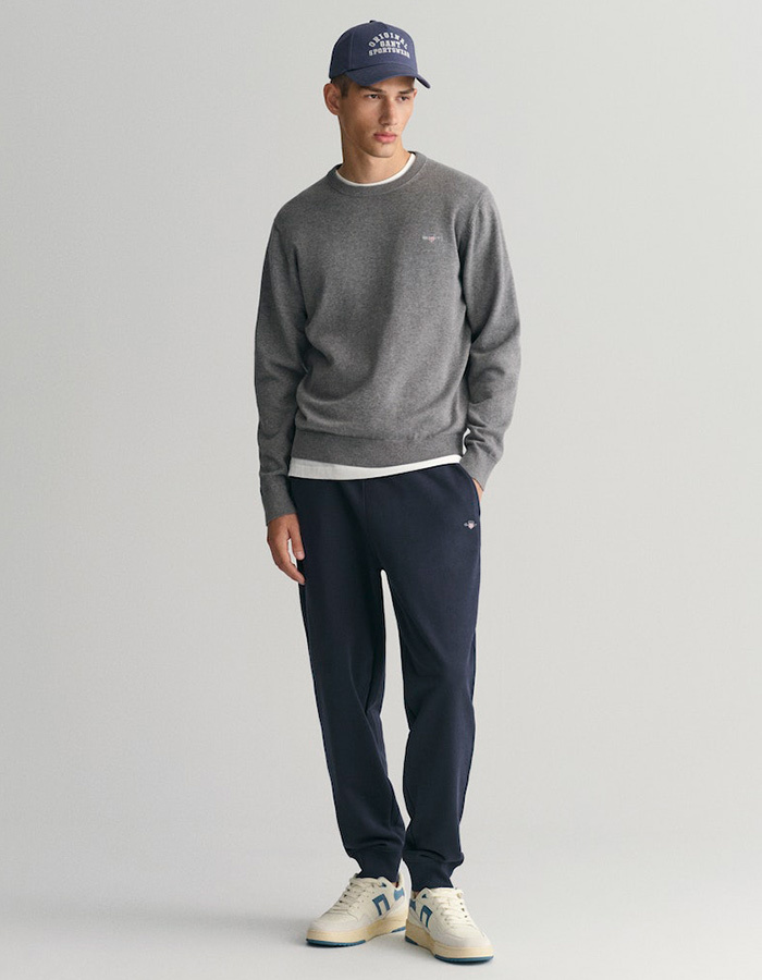 Katoenen trui met ronde hals en regular fit in dark grey melange