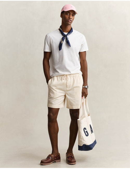 Regular fit sunfaded short met trekkoord in cream