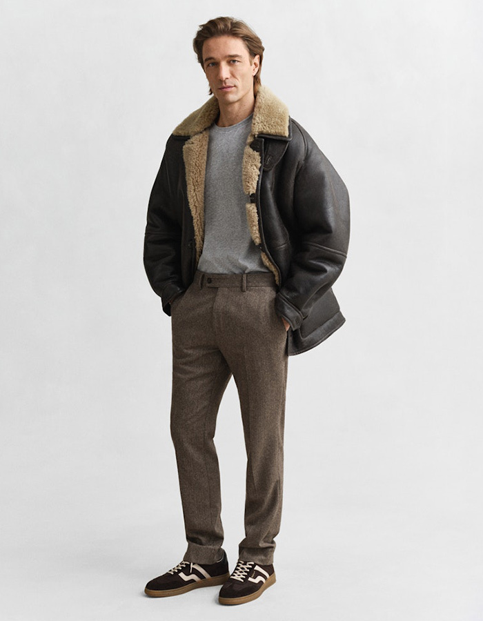 Regular fit T-shirt met geborduurd borstlogo in grey melange