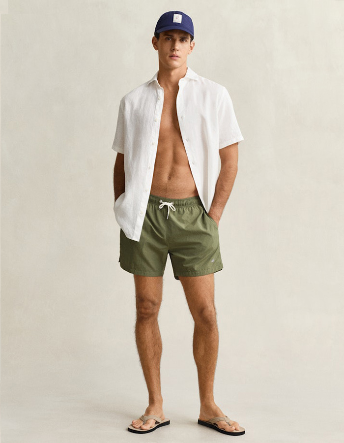 Zwemshort met regular fit in dry herb green