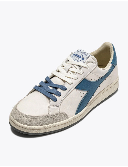 Leren heritage sneakers met used finish in wit en blauw