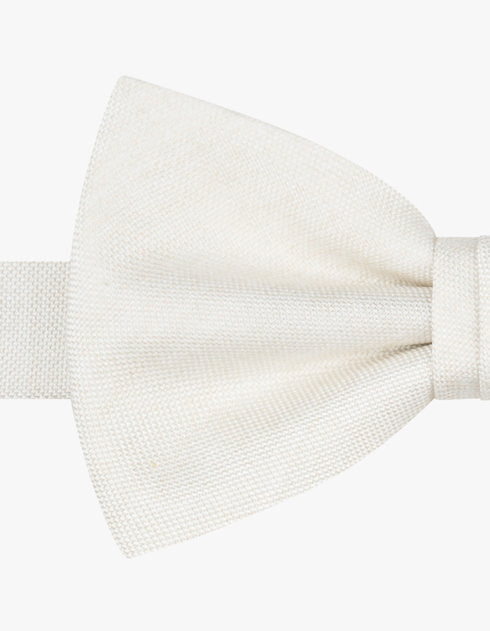 Zijden vlinderdas met fijne structuur in off-white